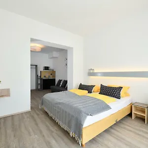  Apart Otel Ford