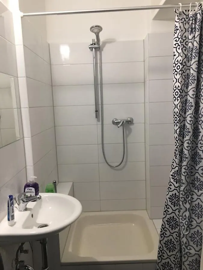 Hostel Rana'S Zimmervermittlung 2 Bremen